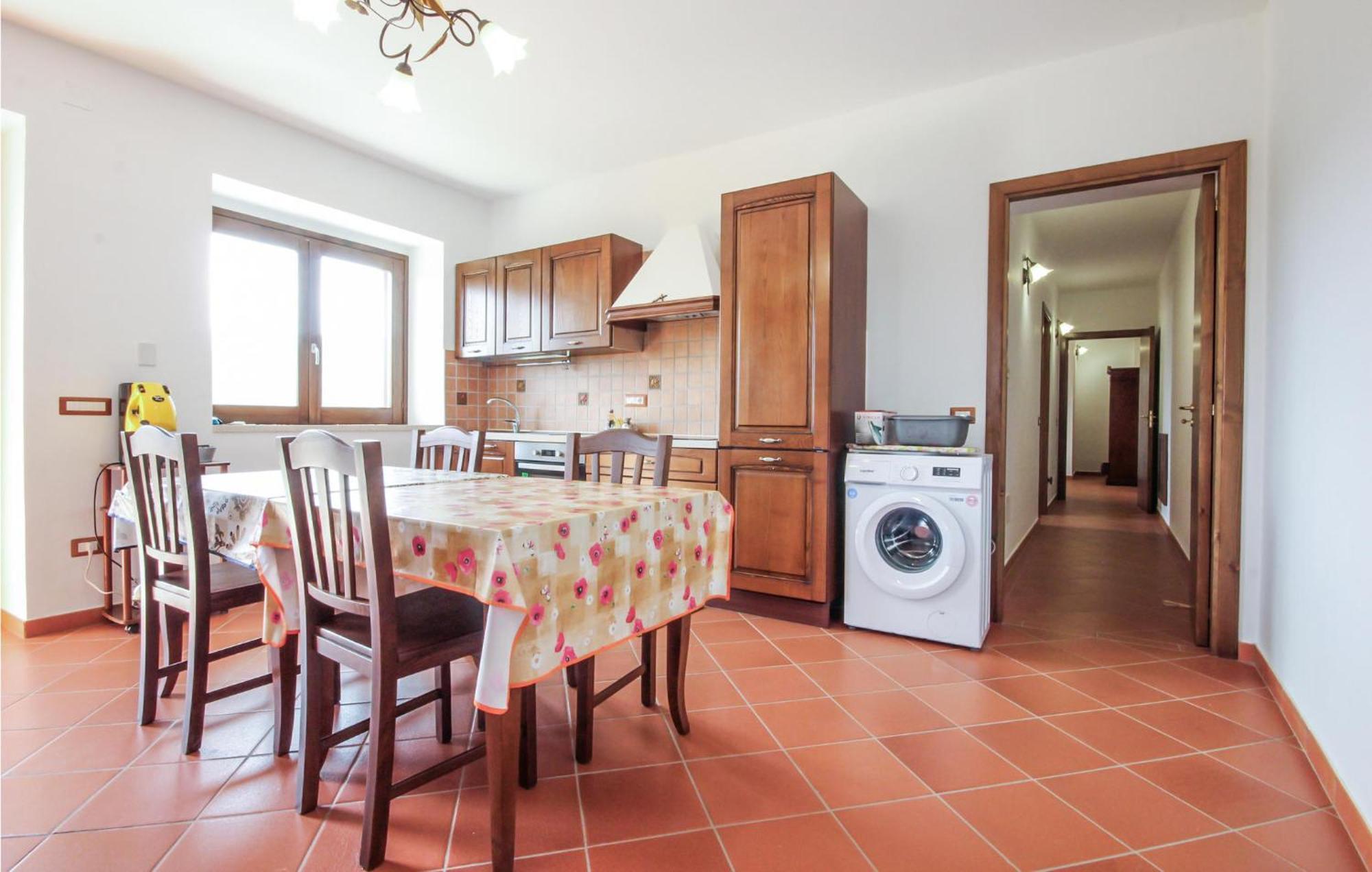 Lovely Home In Rutino With Kitchen Zewnętrze zdjęcie